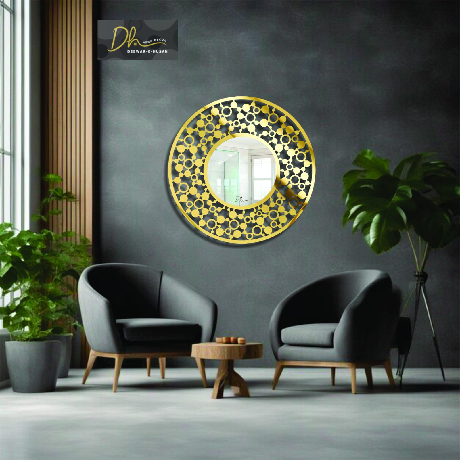 Royal Mirror – A Reflection of Royalty